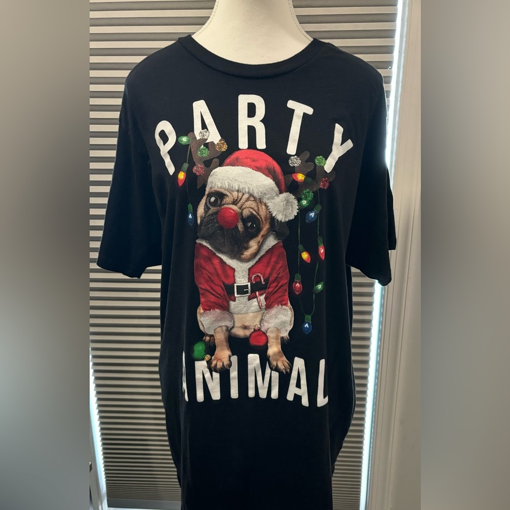 Holiday Time Party Animal‎ Christmas Lights Santa Reindeer Pug Xmas Shirt Large